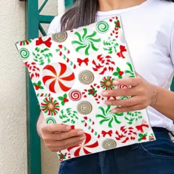 Festive Poly Mailers with Holiday Design - Picture 2 of 3